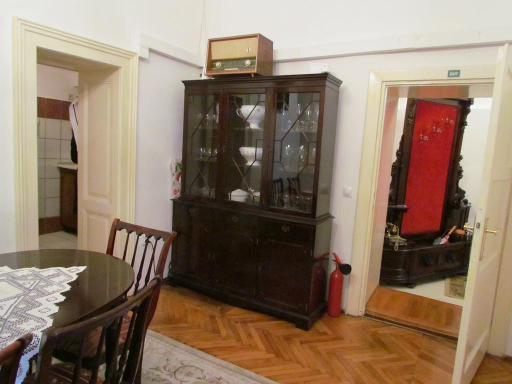 Casa Generalului Lägenhet Sibiu Exteriör bild